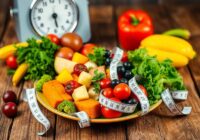 Jak schudnąć 10 kg w 2 miesiące? Skuteczne zasady diety